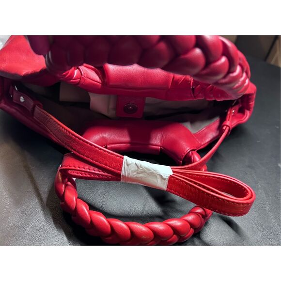 Vince Camuto Jordy Leather Tote Handbag Shoulder Bag in Cherry Berry NWOT - Picture 13 of 14